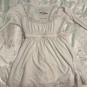 Vintage Abercrombie long sleeve top size medium
